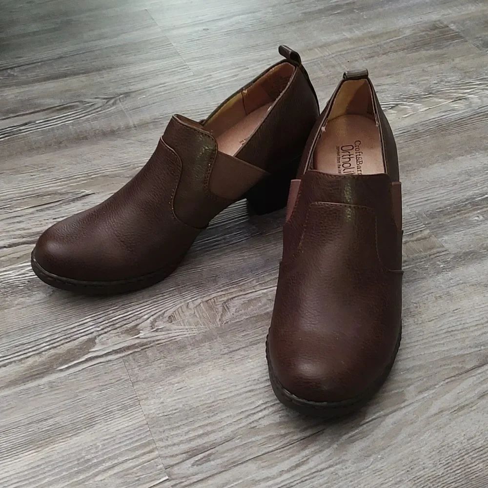 Croft & Barrow brown ortholite clogs  ankle boots Sz 8